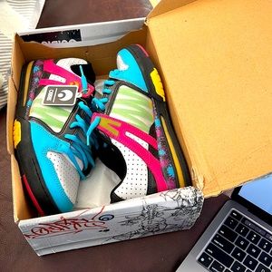 Osiris Bronx Mens size 10 - brand new w tags